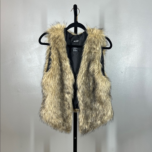 Me Jane Jackets & Blazers - Me Jane Faux Fur Vest in Tan and Black